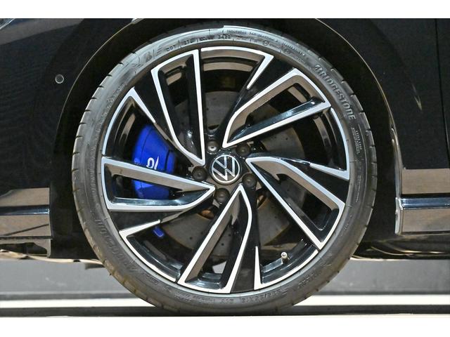 VOLKSWAGEN GOLF R VARIANT BASE GRADE