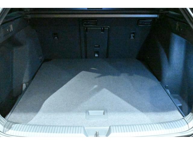 VOLKSWAGEN GOLF R VARIANT BASE GRADE