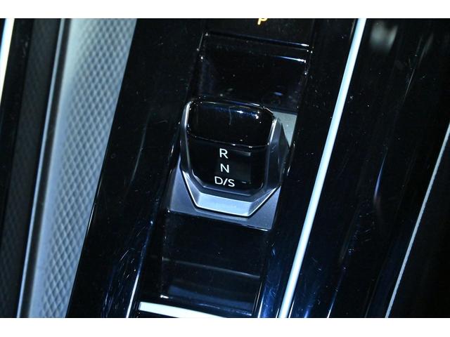 VOLKSWAGEN GOLF R VARIANT BASE GRADE