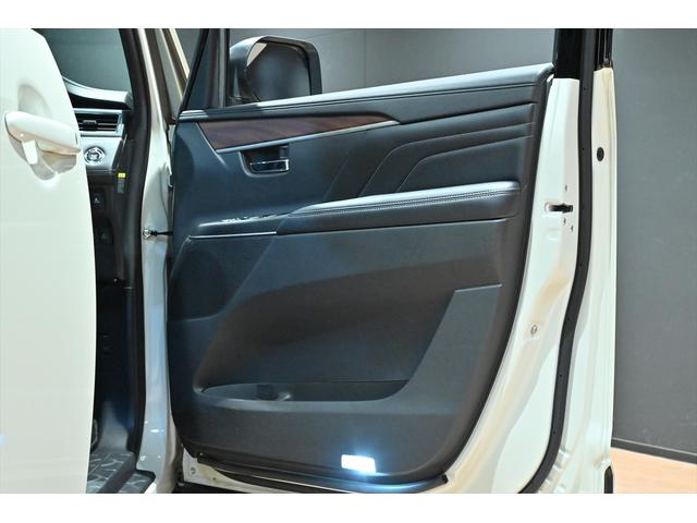 デリカＤ：５ Ｃ２　Ｇ　パワーパッケージ　エクストリームＪ１６インチＡＷ／ＫＡＤＤＩＳマッドフラップ／オートブレーキホールド／オートステップ／ミラ－型ドラレコ／パワーバックドア／シ－トヒーター／ＥＴＣ２．０／ＴＶ／後退時車両検知システム（47枚目）