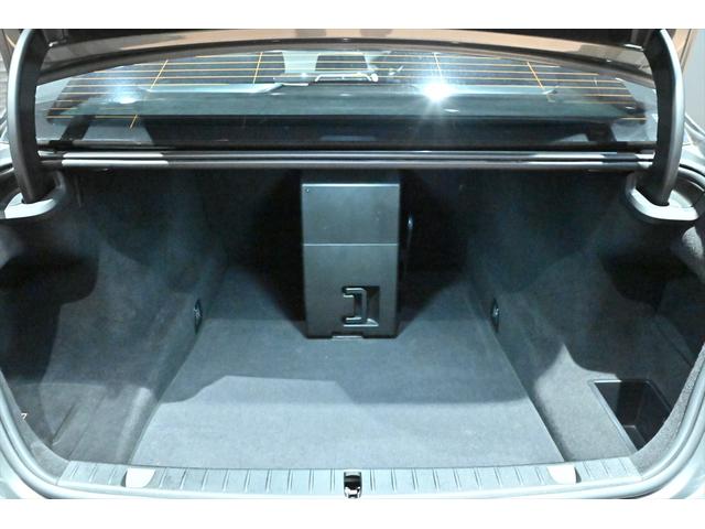 �g�����N�X�y�[�X�Ƃ��Ă��L�X��g�p�����Ȃ��ƂĂ��Y��ȏ�Ԃł������܂����傫�ȕ����ςݍ��݉\�ł���