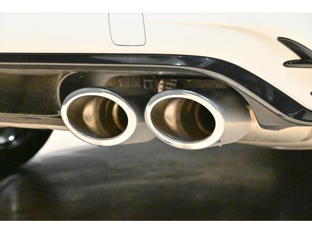 ゴルフＲヴァリアント ベースグレード　ピュアホワイト／純正ＯＰ１９インチアルミホイール／ＤＣＣ　ＰＫＧ／ＡＣＣ／ＨＵＤ／ＤｉｓｃｏｖｅｒＰｒｏ／ＩＱＬＥＤヘッドライト／ＡｐｐｌｅＣａｒＰｌａｙ／オートマチックハイビーム／ブルーキャリパー（33枚目）