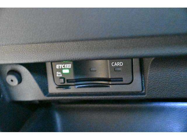 ゴルフＲヴァリアント ベースグレード　ピュアホワイト／純正ＯＰ１９インチアルミホイール／ＤＣＣ　ＰＫＧ／ＡＣＣ／ＨＵＤ／ＤｉｓｃｏｖｅｒＰｒｏ／ＩＱＬＥＤヘッドライト／ＡｐｐｌｅＣａｒＰｌａｙ／オートマチックハイビーム／ブルーキャリパー（52枚目）