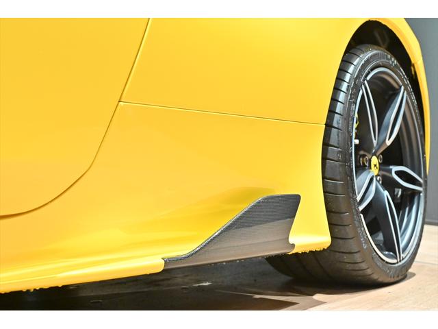 ４５８スペチアーレＡ ベースグレード　世界限定４９９台／正規Ｄ車／Ｇｉａｌｌｏ　Ｔｒｉｐｒｏ　Ｓｔｒａｔｏ／ＮＡＲＴレーシングストライプ／カーボンエクステリア／３Ｄカーボンレーシングシート／前後コーナーセンサー／ＬＥＤステアリング（30枚目）