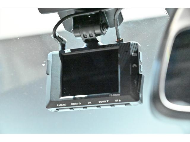 ８シリーズ Ｍ８５０ｉ　ｘＤｒｉｖｅ　グランクーペ　インディビジュアルレザー　アイボリーホワイト・ナイトブルー／アルカンターラルーフライニングナイトブルー／サンルーフ／ナイトビジョン／ＡＣＣ／ＨＵＤ／シートヒーター／シートエアコン／ＢＭＷレーザーライト（52枚目）