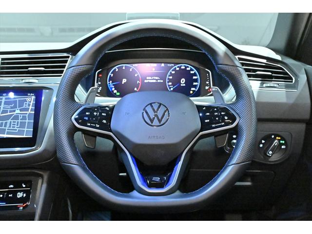 ティグアン Ｒ　専用エクステリア／クロ－ムＰＫＧ／Ｒ専用ナッパーレザーシート／ワンオ－ナ－／４ＭＯＴＩＯＮアクティブコントロール／アダプティブシャ－シコントロール／ＤＩＳＣＯＶＥＲＰＲＯ／ドルフィングレーＭ（41枚目）