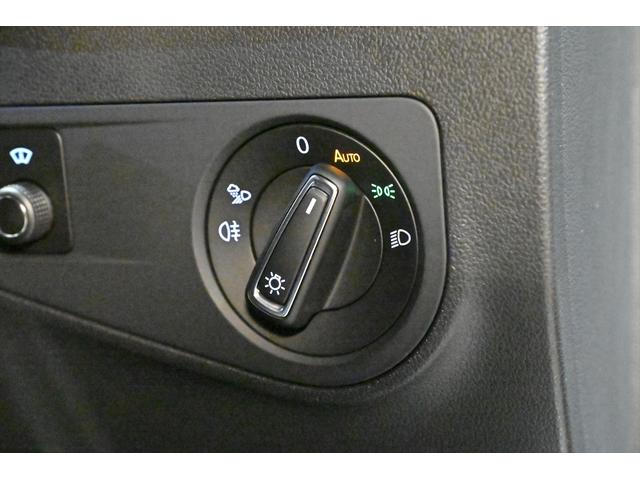 ティグアン Ｒ　専用エクステリア／クロ－ムＰＫＧ／Ｒ専用ナッパーレザーシート／ワンオ－ナ－／４ＭＯＴＩＯＮアクティブコントロール／アダプティブシャ－シコントロール／ＤＩＳＣＯＶＥＲＰＲＯ／ドルフィングレーＭ（49枚目）