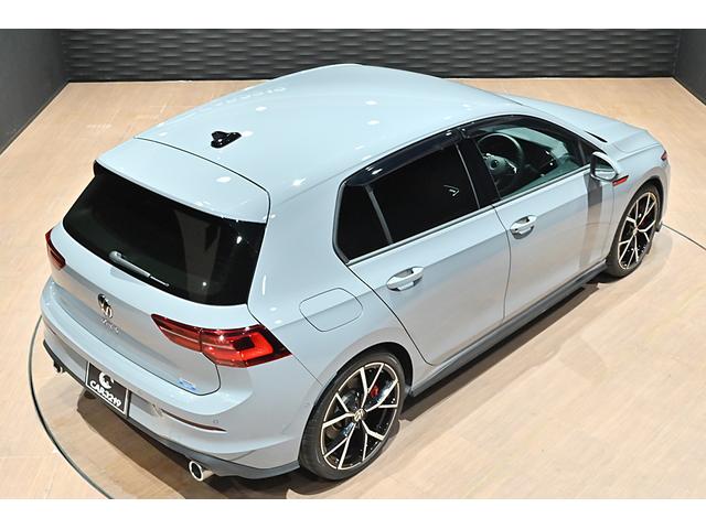 ゴルフＧＴＩ ベースグレード　ＤＣＣパッケージ／テクノロジーパッケージ／ＤｉｓｃｏｖｅｒＰＲＯ／ＬＥＤマトリックスヘッドライトＩＱライト／フルセグ／ＨＵＤ／専用エクステリア／専用ファブリックシート／ム－ンスト－ングレー／（9枚目）