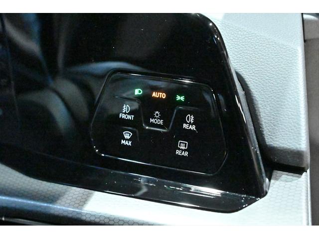 ゴルフＧＴＩ ベースグレード　ＤＣＣパッケージ／テクノロジーパッケージ／ＤｉｓｃｏｖｅｒＰＲＯ／ＬＥＤマトリックスヘッドライトＩＱライト／フルセグ／ＨＵＤ／専用エクステリア／専用ファブリックシート／ム－ンスト－ングレー／（52枚目）