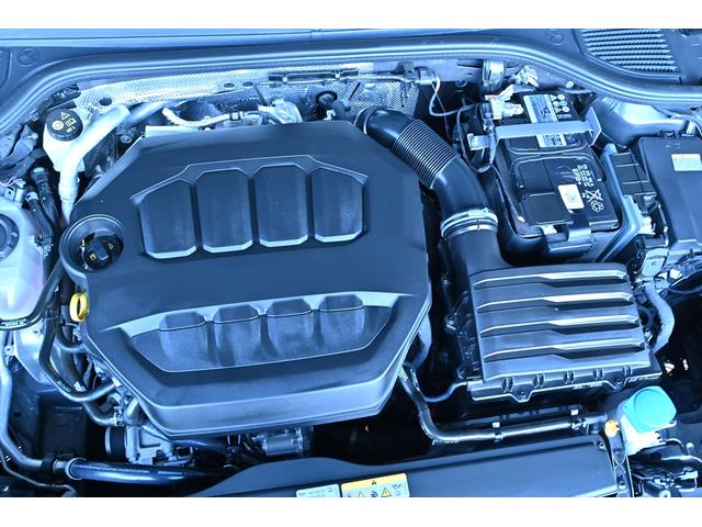 ゴルフＧＴＩ ベースグレード　ＤＣＣパッケージ／テクノロジーパッケージ／ＤｉｓｃｏｖｅｒＰＲＯ／ＬＥＤマトリックスヘッドライトＩＱライト／フルセグ／ＨＵＤ／専用エクステリア／専用ファブリックシート／ム－ンスト－ングレー／（60枚目）