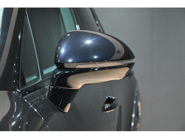 カイエンクーペ カイエンＧＴＳ　クーペ　ジェットブラックメタリック／スポーツクロノＰＫＧ／ＰＤＬＳプラス／ＢＯＳＥサウンド／２１インチＲＳスパイダーデザイン／スポーツエキゾースト／エントリードライブ／ＰＡＳＭ／アルカンターラルーフライニング（34枚目）