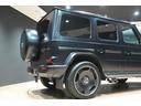 Ｇ６３　法人１オーナー／ナイトブラックマグノ／ＭＡＮＵＦＡＫＴＵＲプログラムプラス／白黒レザー／ＡＭＧナイトパッケージ／ＭＡＮＵＦＡＫＴＵＲインテリアプラス／ＡＭＧ２２インチ／Ｂｕｒｍｅｓｔｅｒ３Ｄサラウンド（25枚目）