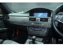 とても広々とした高級感あるインテリア♪シートやステアリング・パネル類の状態も良好です♪当店の展示車は全車クリーニング済みです。再度クリーニング後にご納車させて頂きます。