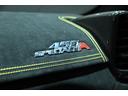ベースグレード　世界限定４９９台／正規Ｄ車／Ｇｉａｌｌｏ　Ｔｒｉｐｒｏ　Ｓｔｒａｔｏ／ＮＡＲＴレーシングストライプ／カーボンエクステリア／３Ｄカーボンレーシングシート／前後コーナーセンサー／ＬＥＤステアリング（49枚目）