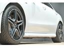 フロントタイヤサイズ【235/40R18】