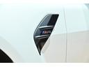 専用ロゴ入りサイドシル