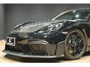 ７１８ケイマンＧＴ４　ＲＳ　ヴァイザッハｐｋｇ／スポーツクロノｐｋｇ／アクセントｐｋｇ／ＯＰ２０インチＡＷ／カーボンドアシルガード／ＰＡＳＭ／イエローシートベルト／ナイロン製ドアオープナー／スポーツエグゾースト／フロントリフター（29枚目）