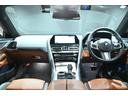 Ｍ８５０ｉ　ｘＤｒｉｖｅクーペ　ミネラルホワイト／カーボンルーフ／タルトゥーフォ・ブラックレザー／ドライビングアシストＰ／Ｈ＆Ｋサウンドシステム／パーキングアシスト／ＡＣＣ／ＢＳＭ／ＨＵＤ／シートヒーター＆クーラー／レーザーライト（20枚目）