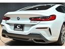 Ｍ８５０ｉ　ｘＤｒｉｖｅクーペ　ミネラルホワイト／カーボンルーフ／タルトゥーフォ・ブラックレザー／ドライビングアシストＰ／Ｈ＆Ｋサウンドシステム／パーキングアシスト／ＡＣＣ／ＢＳＭ／ＨＵＤ／シートヒーター＆クーラー／レーザーライト（31枚目）