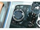 Ｍ８５０ｉ　ｘＤｒｉｖｅクーペ　ミネラルホワイト／カーボンルーフ／タルトゥーフォ・ブラックレザー／ドライビングアシストＰ／Ｈ＆Ｋサウンドシステム／パーキングアシスト／ＡＣＣ／ＢＳＭ／ＨＵＤ／シートヒーター＆クーラー／レーザーライト（44枚目）