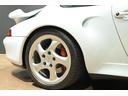 911ターボ 430馬力/SR/黒革/パワーシート/リアフェンダーダクト付き/大型ターボウイング/リアワイパー/レッドキャリパー/ハイパフォーマンスブレーキ/強化サスペンション/18インチ中空AW/純正マフラー(31枚目)
