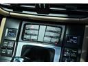 マカン　ファーストエディション　４ＷＤ／１オ－ナ－／パノラミックルーフ／エントリーＤ／ＰＣＭナビ／スポ－ツクロノパッケージ／コンフォートライティングパッケージ／１９インチマカンスポ－ツＡＷ／レザーパッケージ／Ｐバックドア／Ｈヒーター（44枚目）