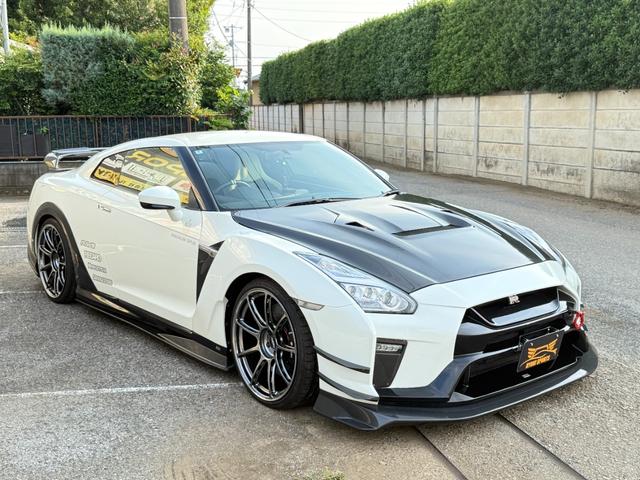 GT-R プレミアムエディション プレミアムエディション ・VARIS Magnum Opus フルコンプリート ・RAYS GT090 21AW ・レカロシート ・アルカンターラ加工 ・カーボンインテリアパネル(3枚目)