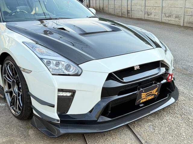 GT-R プレミアムエディション プレミアムエディション ・VARIS Magnum Opus フルコンプリート ・RAYS GT090 21AW ・レカロシート ・アルカンターラ加工 ・カーボンインテリアパネル(5枚目)