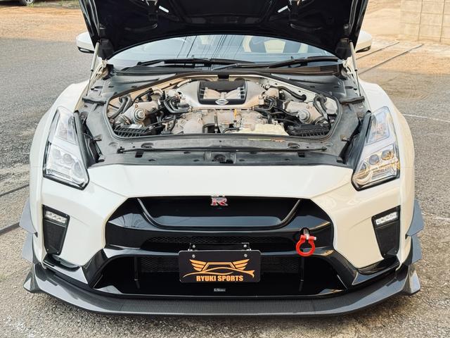 GT-R プレミアムエディション プレミアムエディション ・VARIS Magnum Opus フルコンプリート ・RAYS GT090 21AW ・レカロシート ・アルカンターラ加工 ・カーボンインテリアパネル(10枚目)
