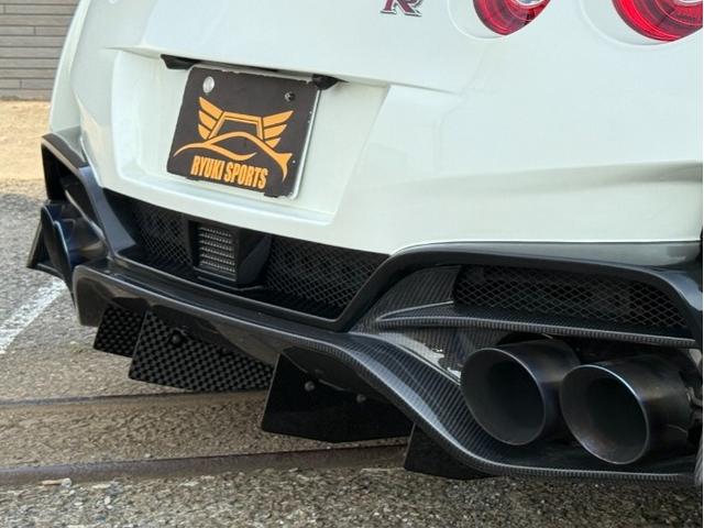 GT-R プレミアムエディション プレミアムエディション ・VARIS Magnum Opus フルコンプリート ・RAYS GT090 21AW ・レカロシート ・アルカンターラ加工 ・カーボンインテリアパネル(19枚目)