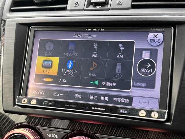 WRX S4 2.0GT-Sアイサイト 社外SDナビTV STiアンダーエアロ 大型リアスポイラー HKS車高調 Defiブーストメーター レーダークルーズ HIDヘッドライト バックカメラ ハーフレザーシート スマートキー ETC(14枚目)