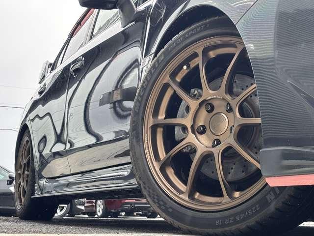 WRX S4 2.0GT-Sアイサイト 社外SDナビTV STiアンダーエアロ 大型リアスポイラー HKS車高調 Defiブーストメーター レーダークルーズ HIDヘッドライト バックカメラ ハーフレザーシート スマートキー ETC(29枚目)