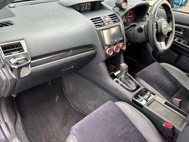 WRX S4 2.0GT-Sアイサイト 社外SDナビTV STiアンダーエアロ 大型リアスポイラー HKS車高調 Defiブーストメーター レーダークルーズ HIDヘッドライト バックカメラ ハーフレザーシート スマートキー ETC(31枚目)