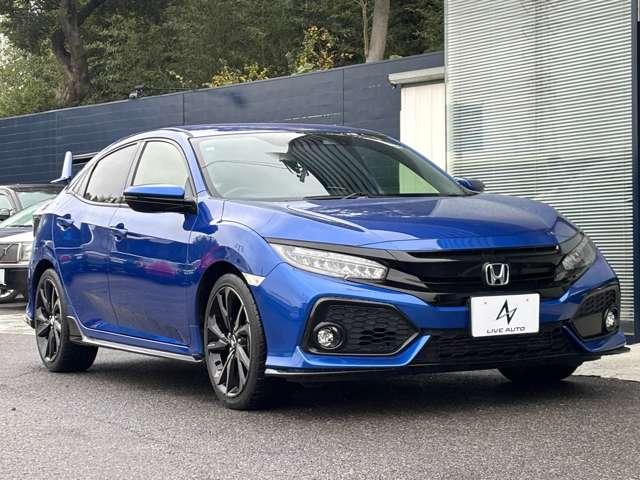 シビック ハッチバック 大型ナビTV 大型リアウィング  ホンダセンシングLEDヘッドライト&フォグランプ バックカメラ シートヒーター 純正18インチアルミ ビルトインETC(16枚目)