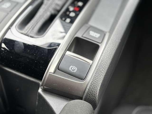 シビック ハッチバック 大型ナビTV 大型リアウィング  ホンダセンシングLEDヘッドライト&フォグランプ バックカメラ シートヒーター 純正18インチアルミ ビルトインETC(41枚目)