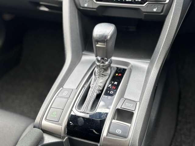 シビック ハッチバック 大型ナビTV 大型リアウィング  ホンダセンシングLEDヘッドライト&フォグランプ バックカメラ シートヒーター 純正18インチアルミ ビルトインETC(43枚目)