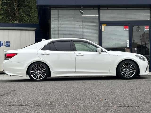 クラウンハイブリッド アスリートS 後期型 メーカーナビTV バックカメラ オプション18インチアルミ TEIN車高調 LEDヘッドライト トランクスポイラー シート&ステアリングヒーター スマートキー&プッシュスタート ETC(4枚目)