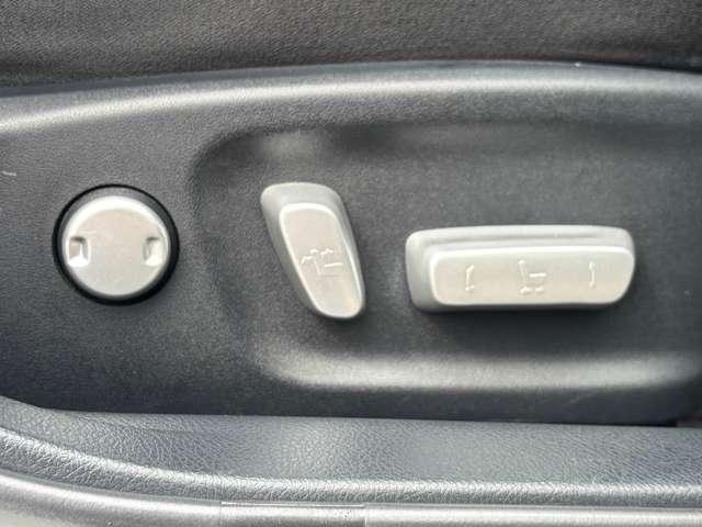 クラウンハイブリッド アスリートS 後期型 メーカーナビTV バックカメラ オプション18インチアルミ TEIN車高調 LEDヘッドライト トランクスポイラー シート&ステアリングヒーター スマートキー&プッシュスタート ETC(12枚目)