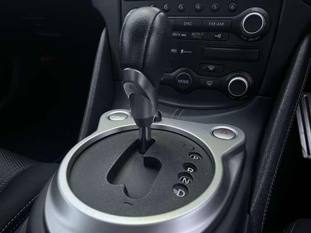 フェアレディZ  ナビ TV Bカメラ ETC MTモード パドルシフト 3連メーター HIDヘッドライト 純正18インチAW バックフォグ Bluetoothオーディオ インテリキー ユーザー様買取 各取扱説明書あり(37枚目)