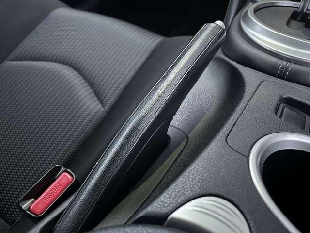 フェアレディZ  ナビ TV Bカメラ ETC MTモード パドルシフト 3連メーター HIDヘッドライト 純正18インチAW バックフォグ Bluetoothオーディオ インテリキー ユーザー様買取 各取扱説明書あり(38枚目)