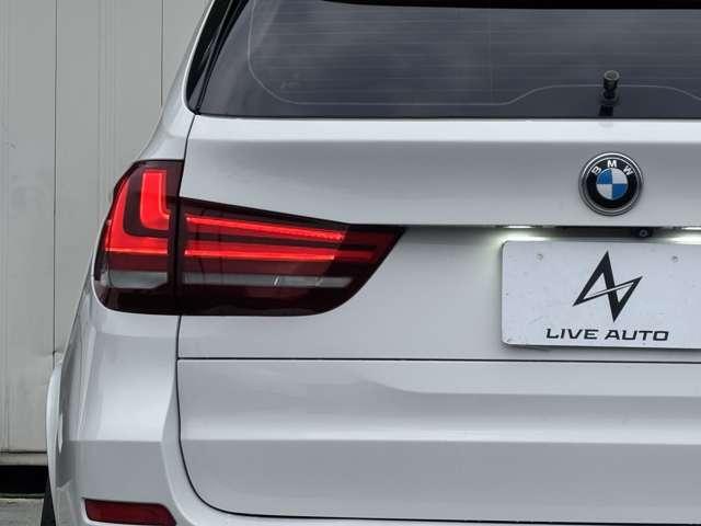 X5 ナビTV 全周囲カメラ サンルーフ 社外フルエアロ 黒革 シートヒーター シートメモリー付パワーシート 電動リヤゲート VOSSEN22インチAW 社外デュアルマフラー 社外車高調 ドラレコ ETC(7枚目)