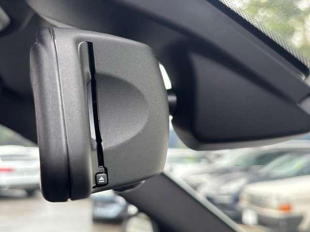 X5 ナビTV 全周囲カメラ サンルーフ 社外フルエアロ 黒革 シートヒーター シートメモリー付パワーシート 電動リヤゲート VOSSEN22インチAW 社外デュアルマフラー 社外車高調 ドラレコ ETC(17枚目)