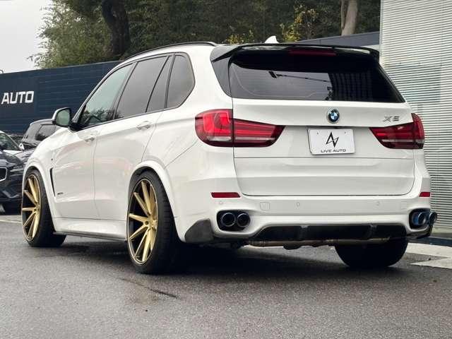 X5 ナビTV 全周囲カメラ サンルーフ 社外フルエアロ 黒革 シートヒーター シートメモリー付パワーシート 電動リヤゲート VOSSEN22インチAW 社外デュアルマフラー 社外車高調 ドラレコ ETC(21枚目)