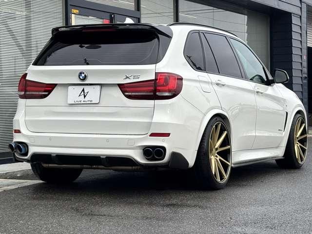 X5 ナビTV 全周囲カメラ サンルーフ 社外フルエアロ 黒革 シートヒーター シートメモリー付パワーシート 電動リヤゲート VOSSEN22インチAW 社外デュアルマフラー 社外車高調 ドラレコ ETC(22枚目)