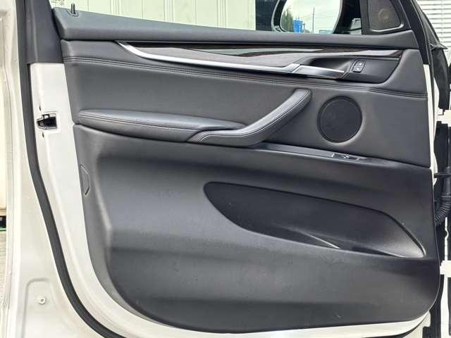 X5 ナビTV 全周囲カメラ サンルーフ 社外フルエアロ 黒革 シートヒーター シートメモリー付パワーシート 電動リヤゲート VOSSEN22インチAW 社外デュアルマフラー 社外車高調 ドラレコ ETC(33枚目)
