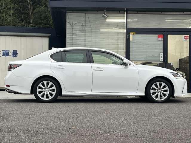 ＧＳ ＧＳ２５０　後期型・大型ナビ・ＴＶ・Ｂカメラ・三眼ＬＥＤヘッドライト＆ＬＥＤフォグライト・シートヒーター・ハンドルヒーター・パワーシート・シートメモリー・レーダークルーズコントロール・ドラレコ・ＥＴＣ・スペアキー（3枚目）