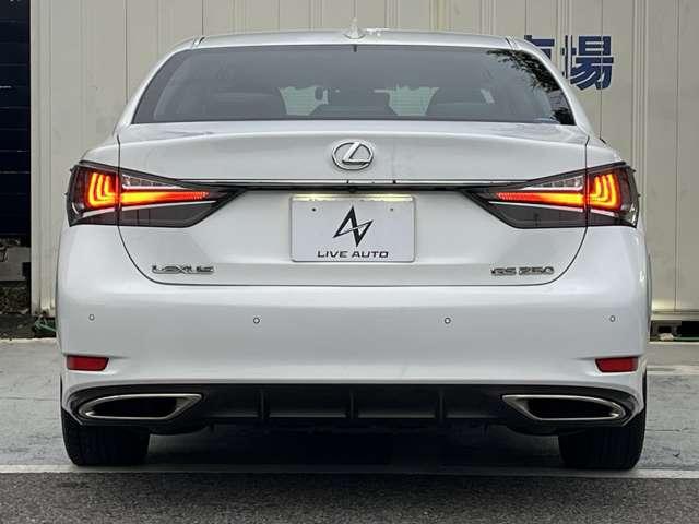 ＧＳ ＧＳ２５０　後期型・大型ナビ・ＴＶ・Ｂカメラ・三眼ＬＥＤヘッドライト＆ＬＥＤフォグライト・シートヒーター・ハンドルヒーター・パワーシート・シートメモリー・レーダークルーズコントロール・ドラレコ・ＥＴＣ・スペアキー（5枚目）