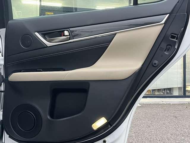 ＧＳ ＧＳ２５０　後期型・大型ナビ・ＴＶ・Ｂカメラ・三眼ＬＥＤヘッドライト＆ＬＥＤフォグライト・シートヒーター・ハンドルヒーター・パワーシート・シートメモリー・レーダークルーズコントロール・ドラレコ・ＥＴＣ・スペアキー（33枚目）