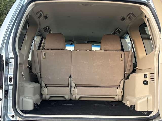 パジェロ ロング　エクシード　社外ＳＤナビ・ＴＶ・バックカメラ・ＨＩＤヘッドライト・クルーズコントロール・３列シート・ＥＴＣ・純正１７インチＡＷ・４ＷＤ・電動格納ウィンカーミラー・オートエアコン（9枚目）