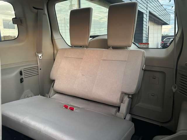 パジェロ ロング　エクシード　社外ＳＤナビ・ＴＶ・バックカメラ・ＨＩＤヘッドライト・クルーズコントロール・３列シート・ＥＴＣ・純正１７インチＡＷ・４ＷＤ・電動格納ウィンカーミラー・オートエアコン（33枚目）